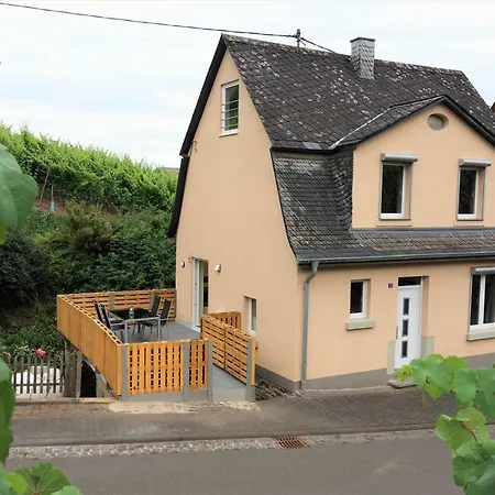 Am Moselsteig * Uerzig