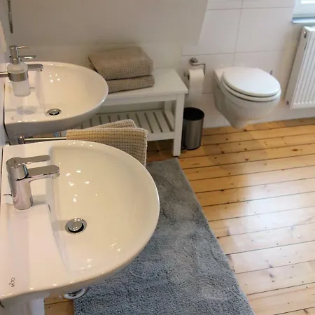 Am Moselsteig Apartament Ürzig